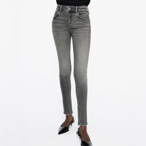 Zara Mid Rise jeans